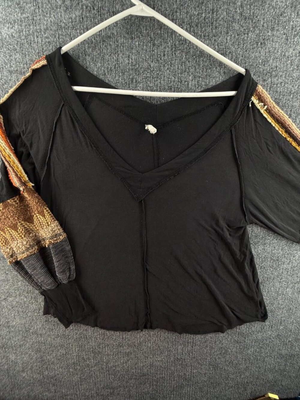 POL Rayon Spandex Stretchy Black Lightweight Top Knit Sleeves Boho V Neck Medium - Picture 1 of 16